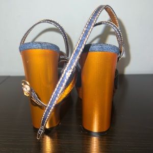 Christina Louboutin Mira Colunata Wedge 37.5